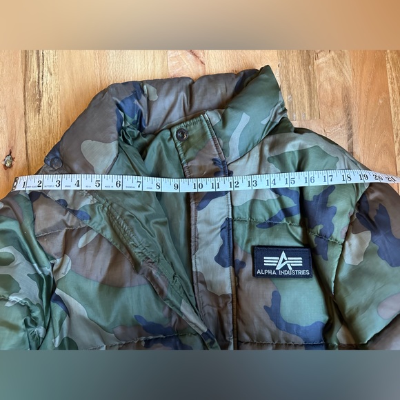 Alpha Industries Camo Down Puffer Jacket - Picture 5 of 11
